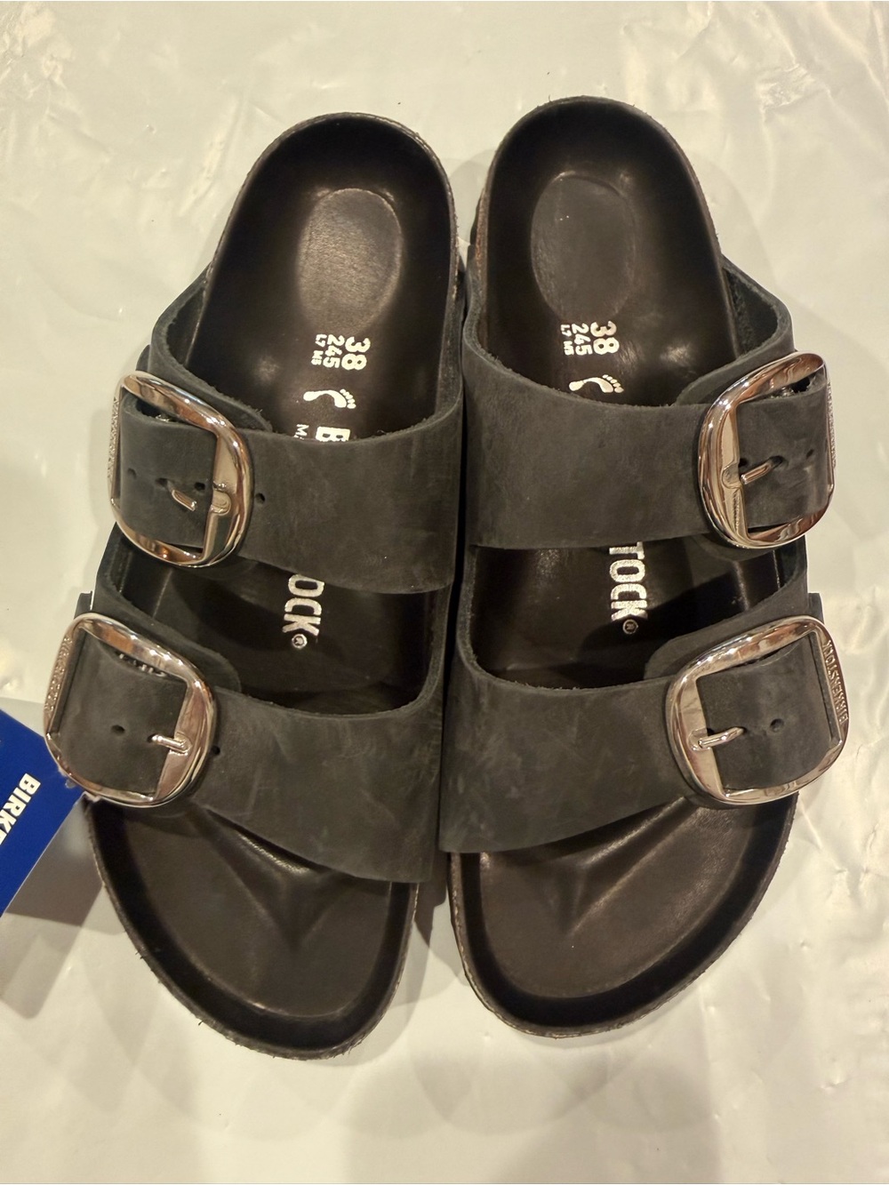 Birkenstock Arizona big buckle oiled leather Sandals in Black size 38